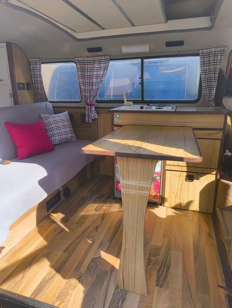 Volkswagen T3 Bulli Westfalia Ausbau Rouge - 1