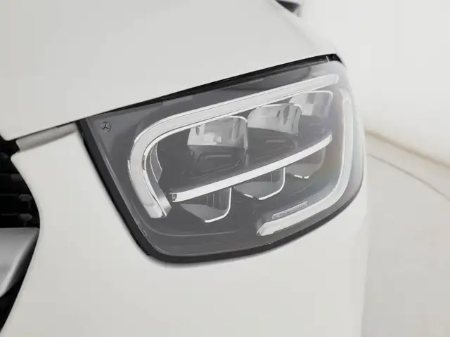 Mercedes-Benz GLC view 8
