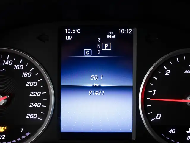 Mercedes-Benz GLC view 15