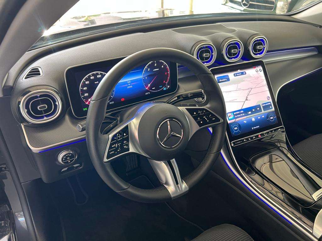 Mercedes-Benz C 220