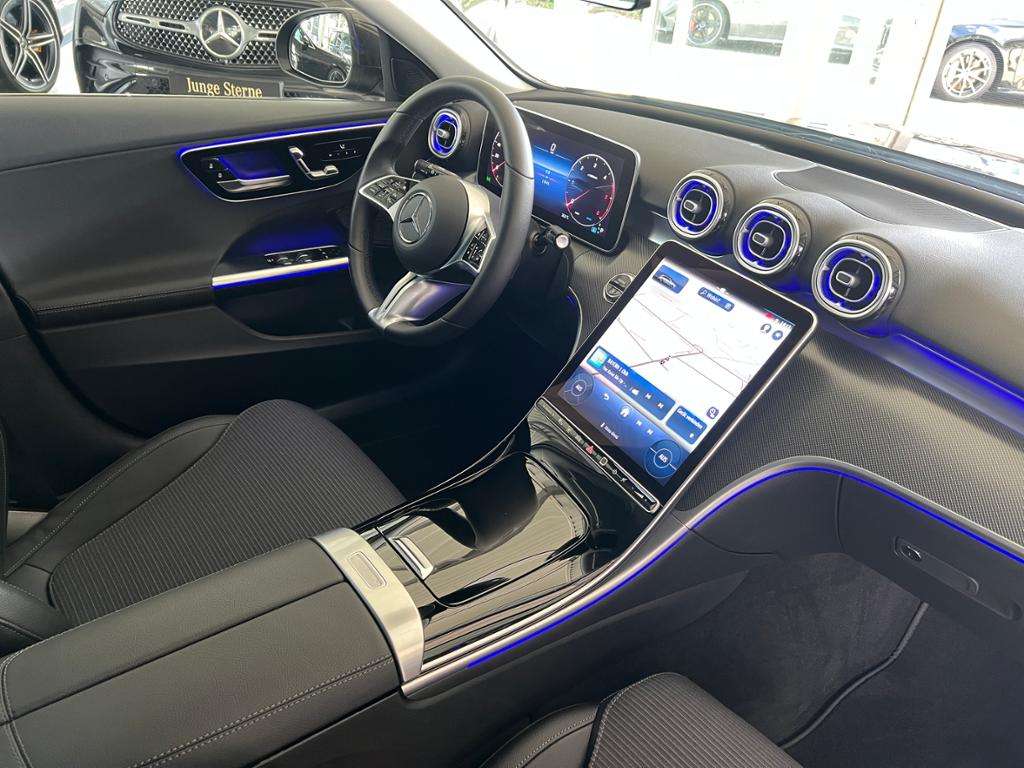 Mercedes-Benz C 220