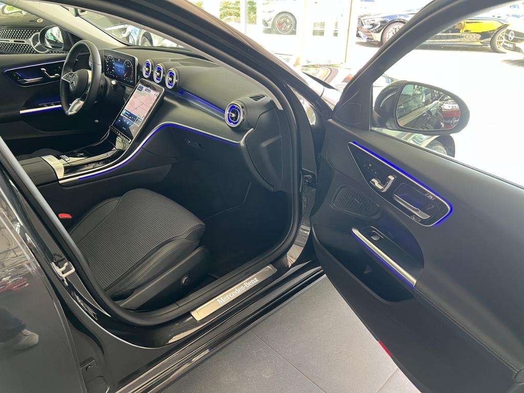Mercedes-Benz C 220