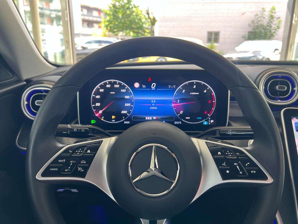 Mercedes-Benz C 220