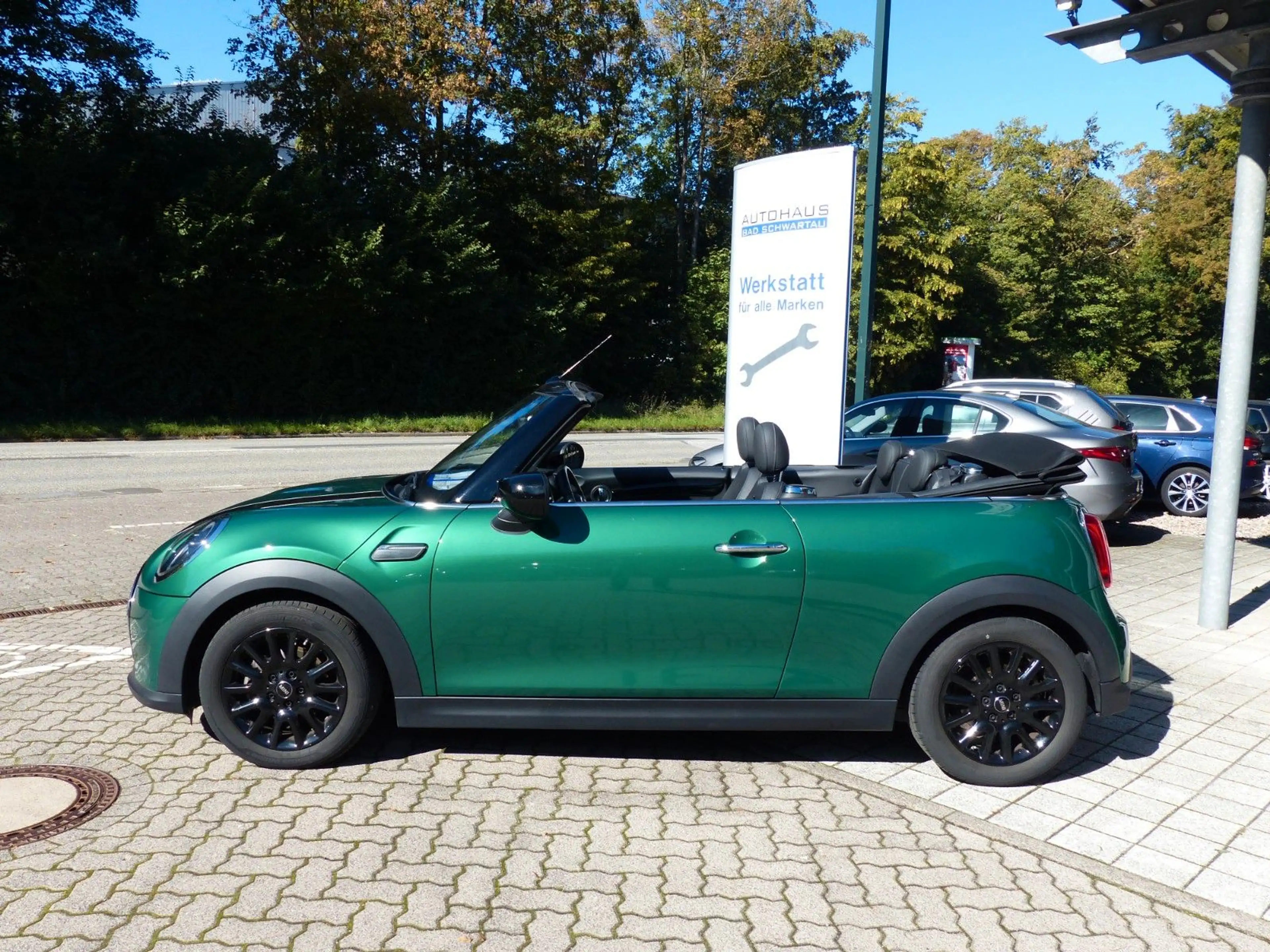 MINI Cooper Cabrio Aut. "Classic Trim", Premium-Paket — photo 6