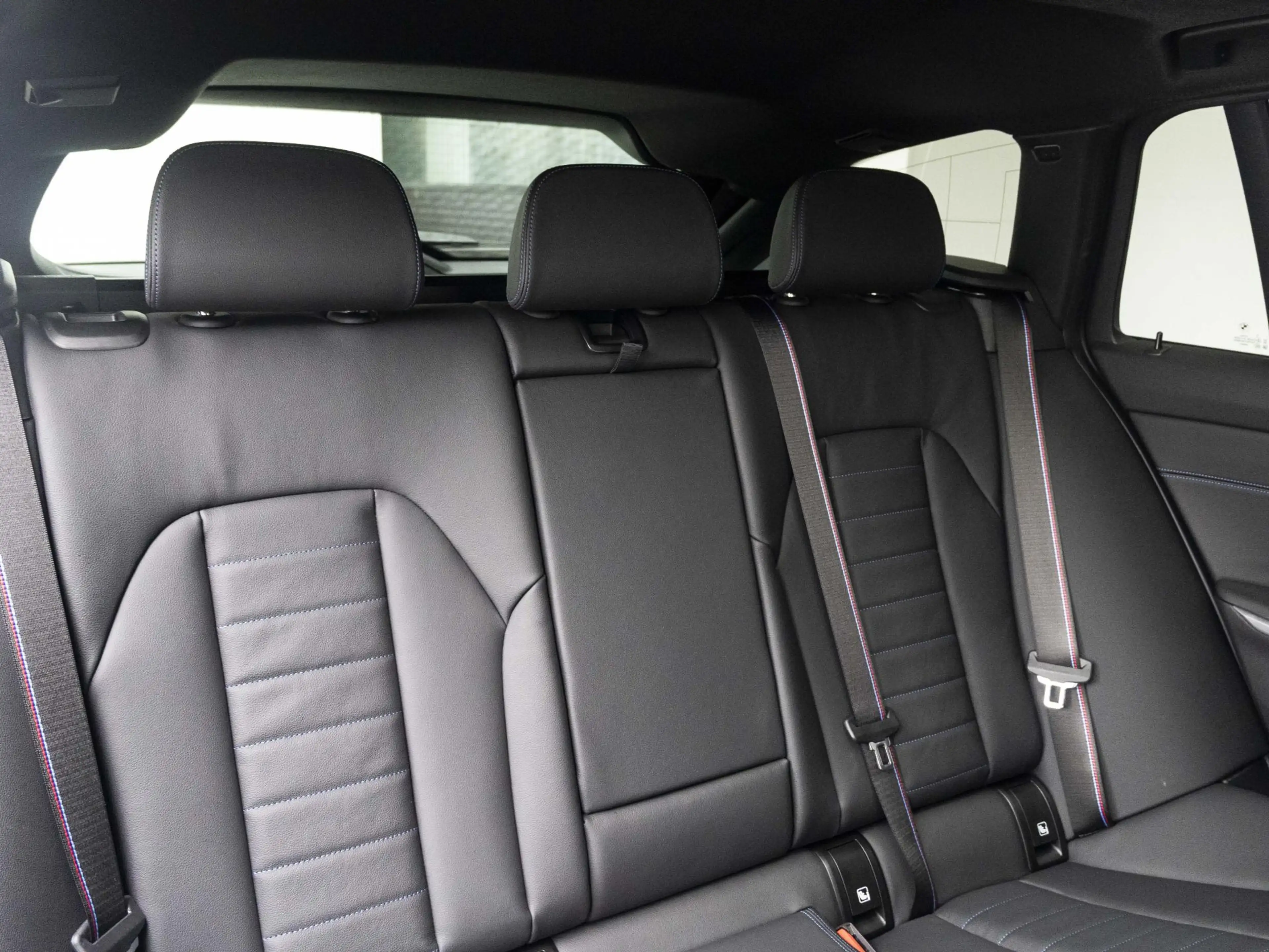 BMW 330 3 Serie 330e Touring | M Sportpakket Pro | Comfort — photo 11