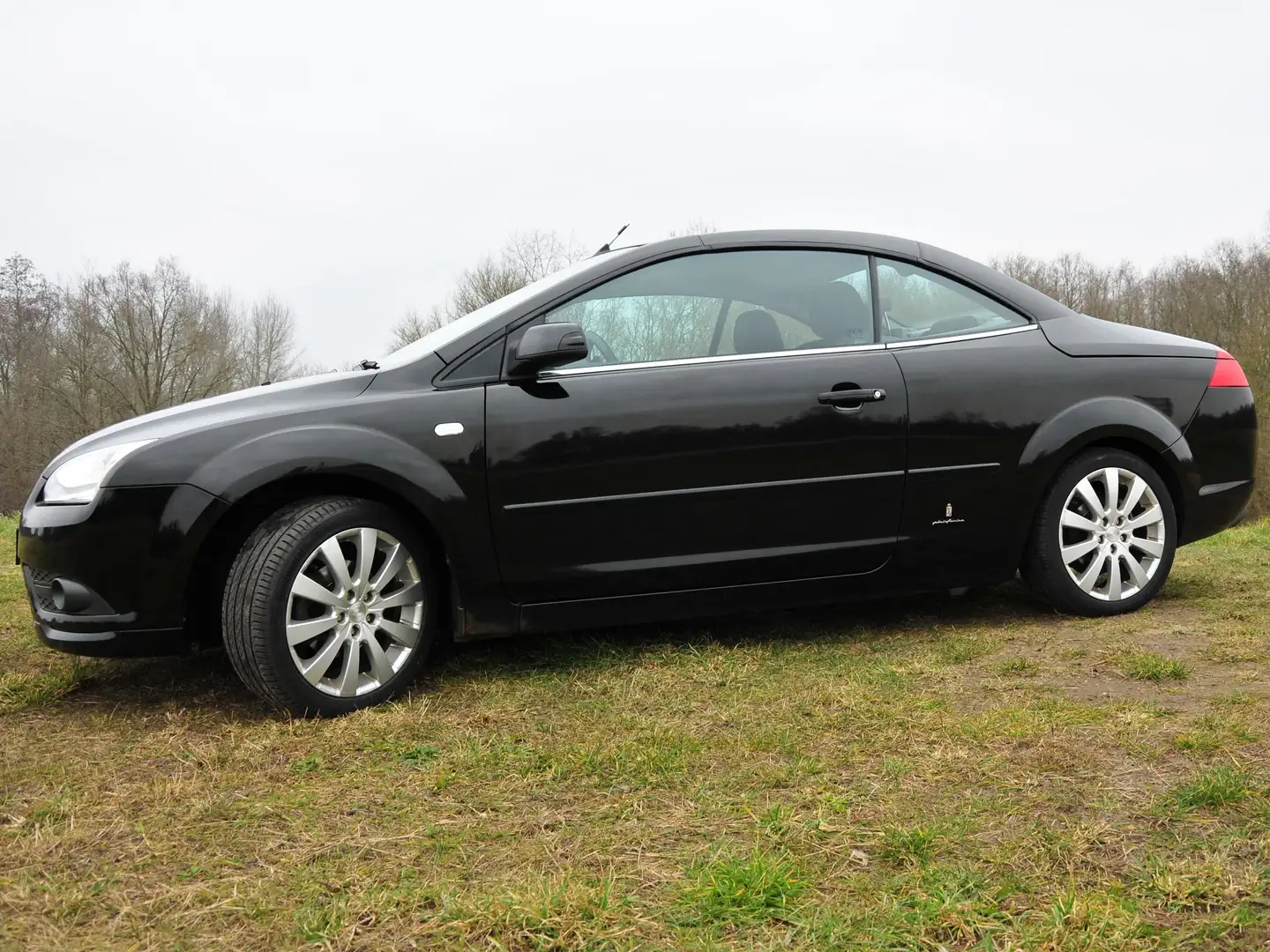 Ford Focus Focus 1.6-16V Trend Zwart - 1