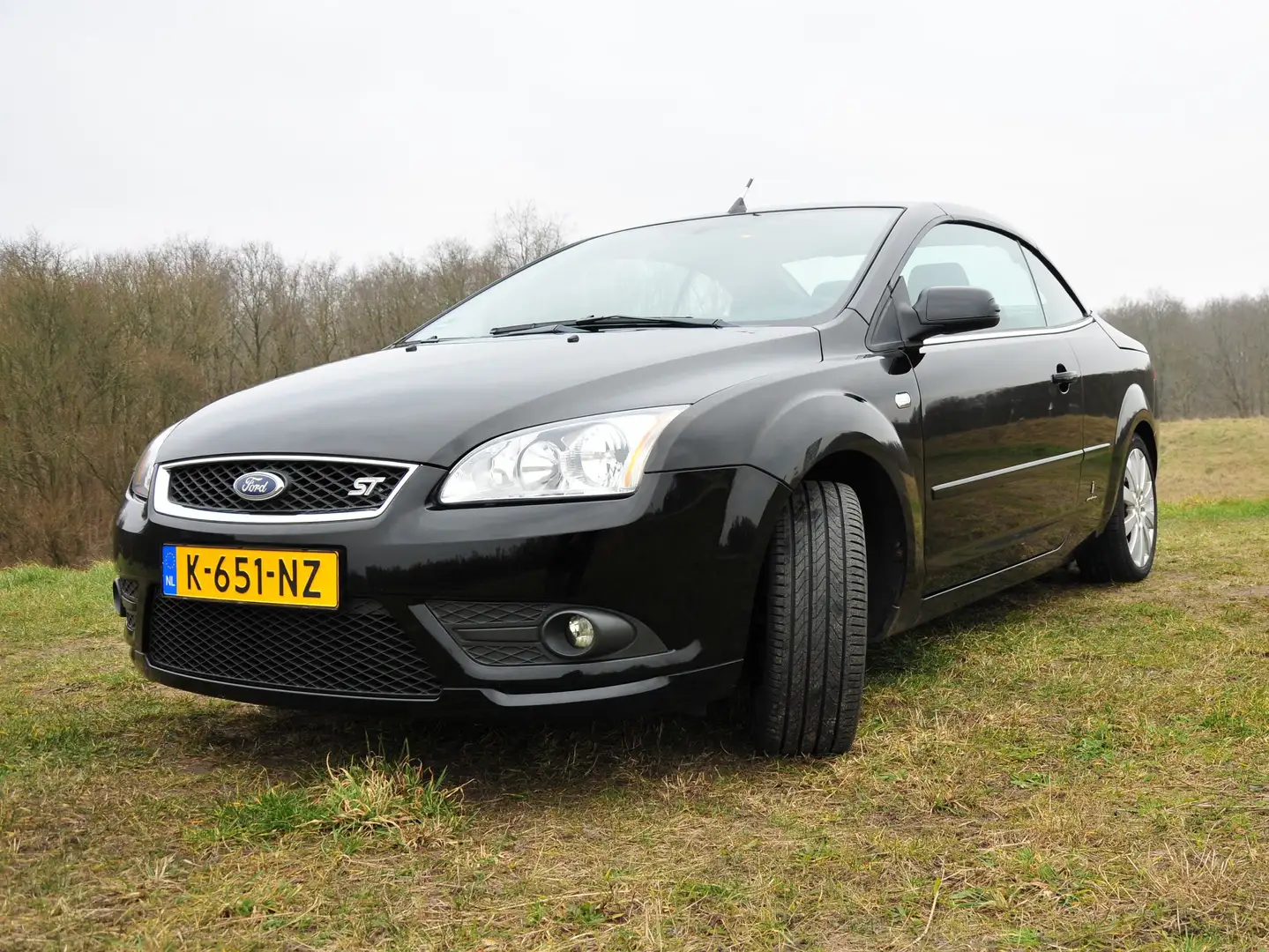 Ford Focus Focus 1.6-16V Trend Zwart - 2