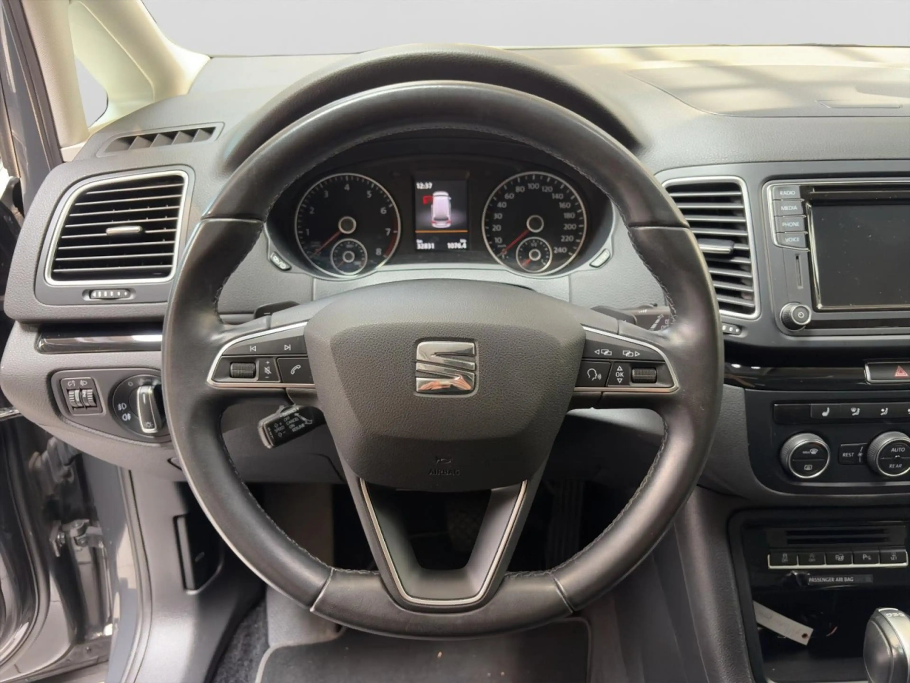 SEAT Alhambra StyleBusiness-Paket DCC EPH v+h 7-Sitze Klima — photo 12
