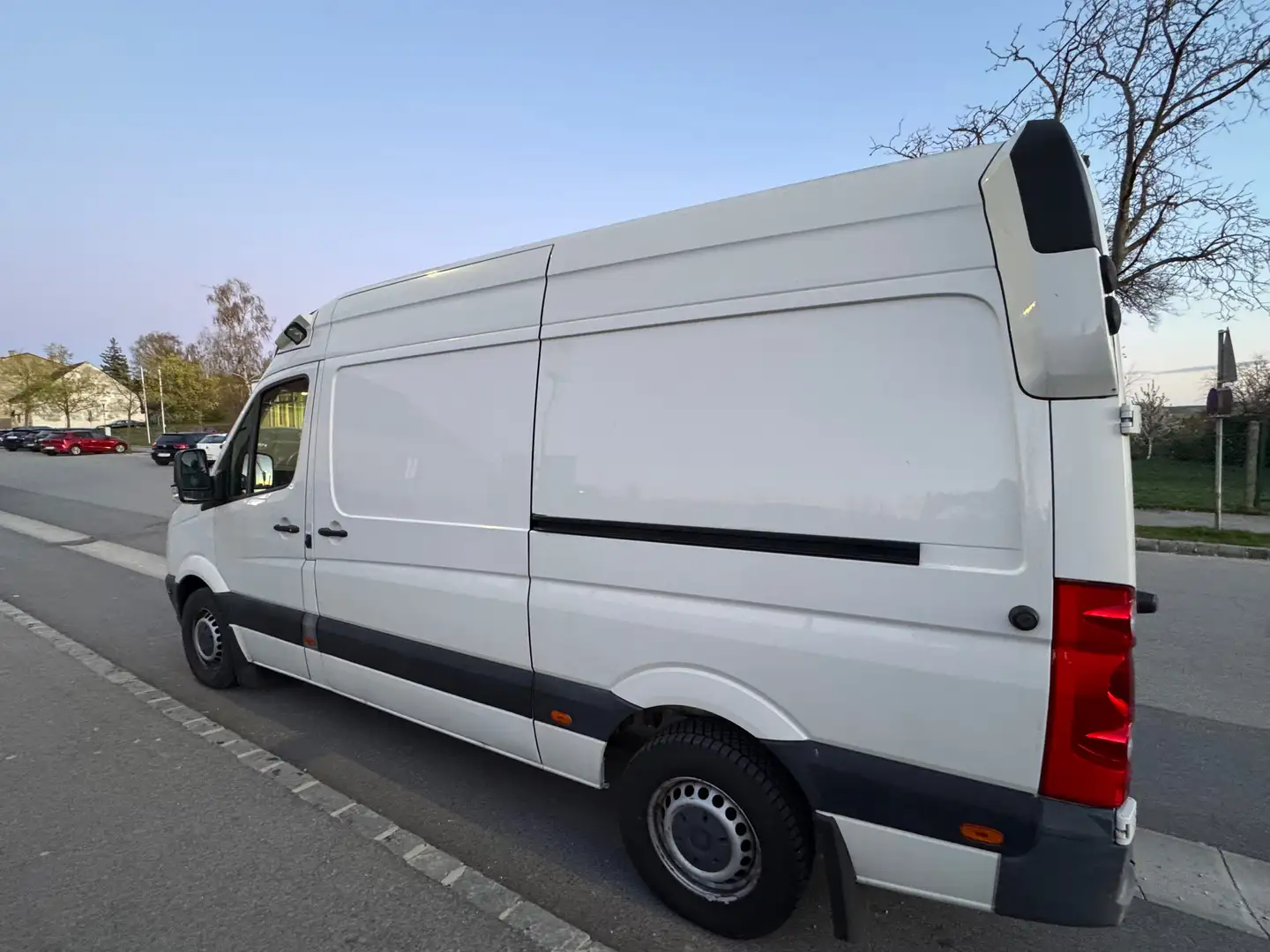 Volkswagen Crafter Camper Weiß - 2