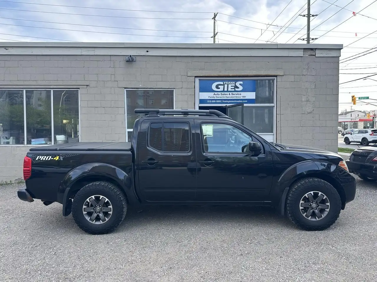 Nissan Frontier снимка Nissan Frontier