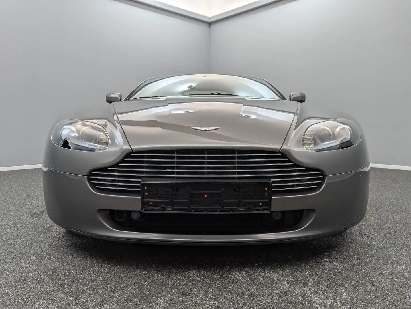 Aston Martin V8 4.7l Sportshift*2.Hand*Unfallfrei*Deu Grau - 2