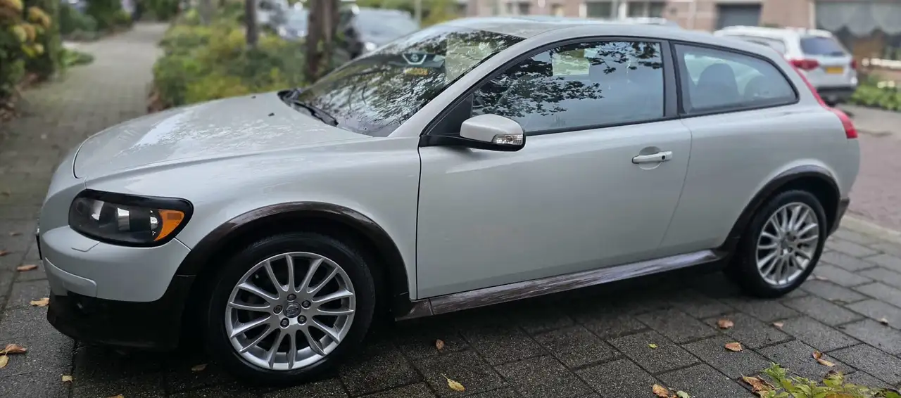 Volvo C30