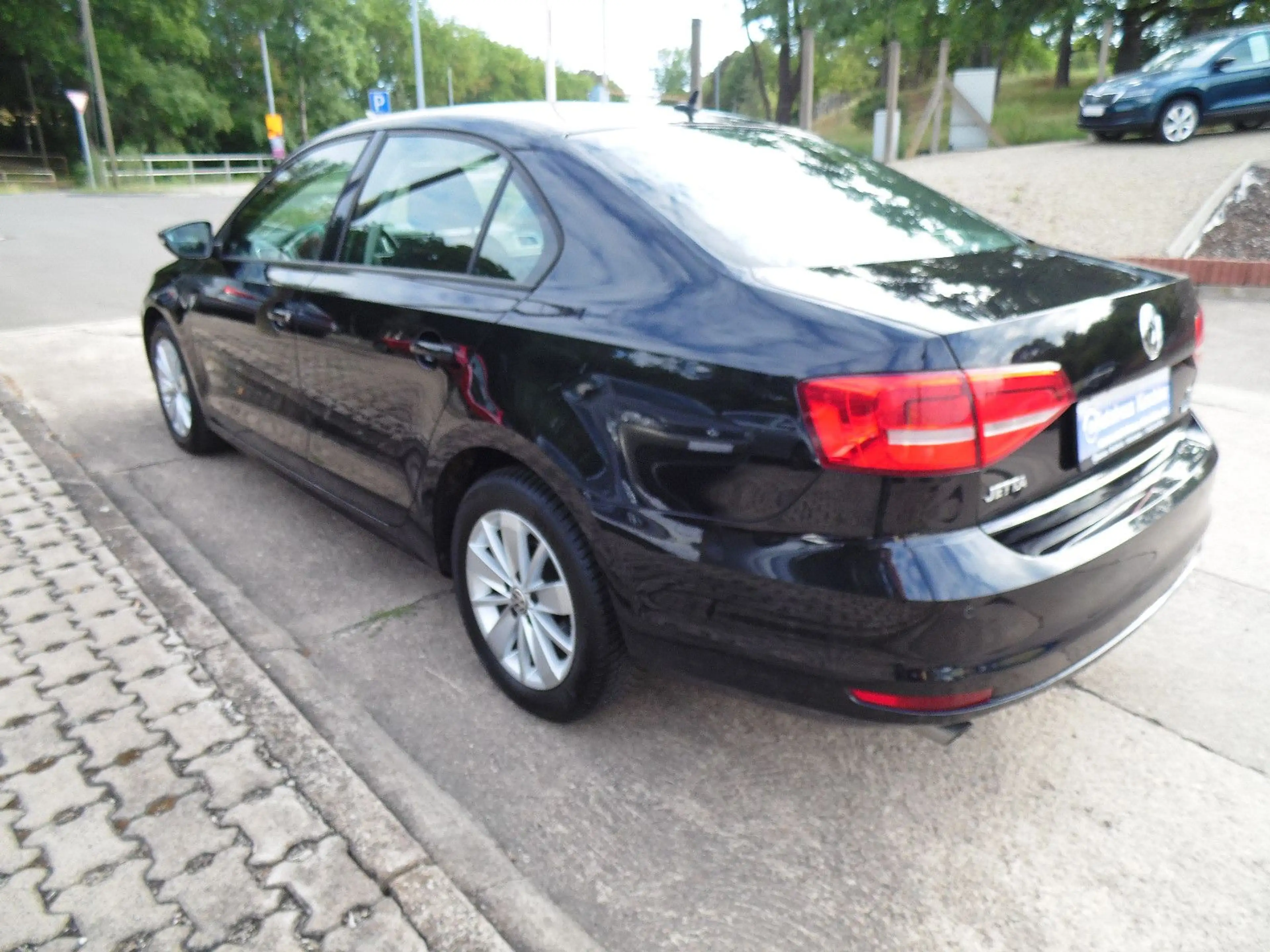 Volkswagen Jetta VI/Klima/PDC/SHZ/HU NEU! — photo 7