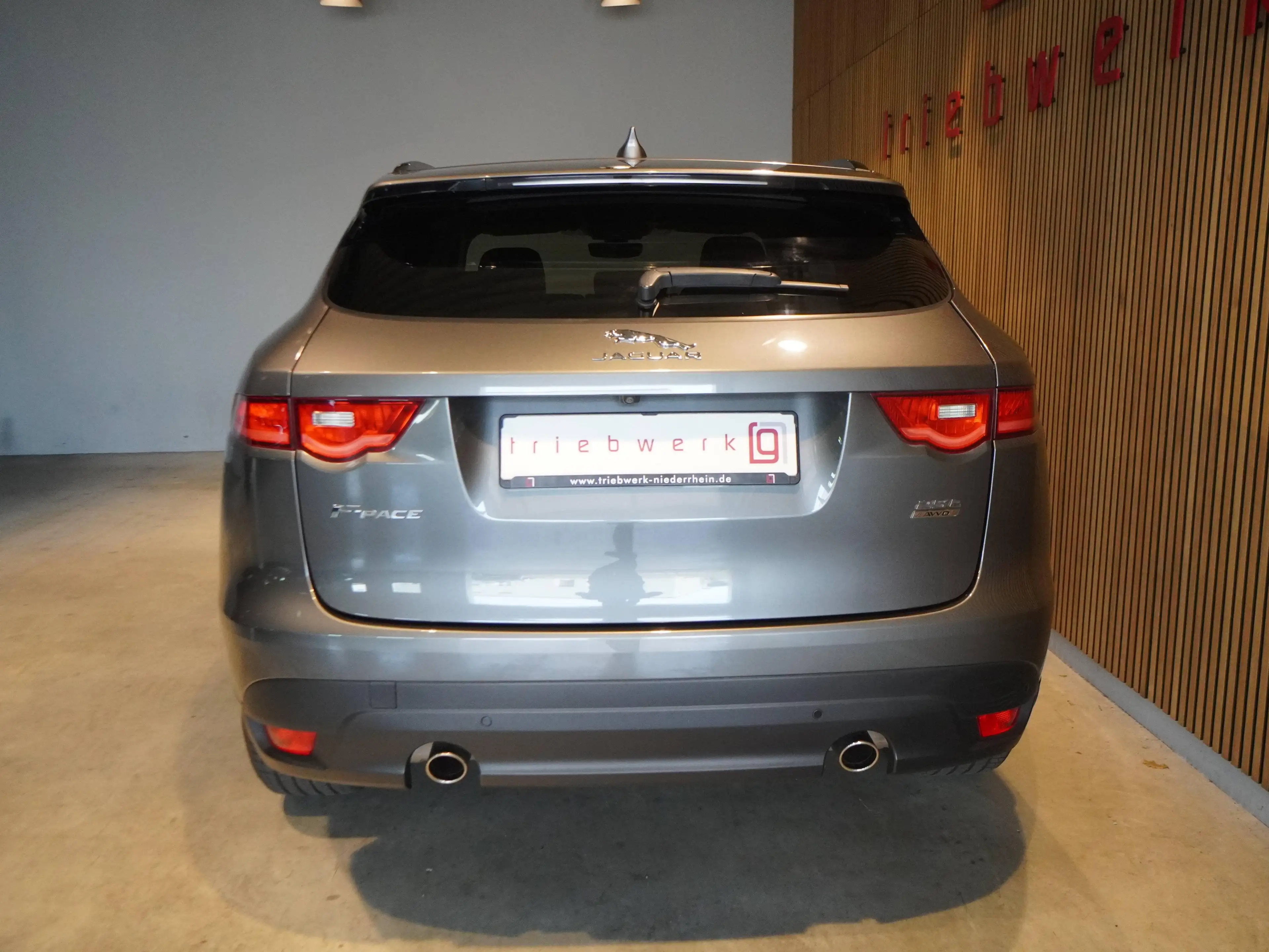 Jaguar F-Pace F-PACE R-Sport AWD 2.0-Head Up-Led.-ACC- — photo 15