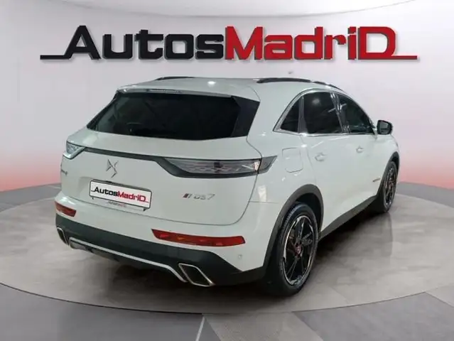 DS Automobiles DS 7 Crossback view 8