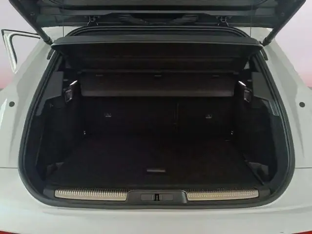 DS Automobiles DS 7 Crossback view 7