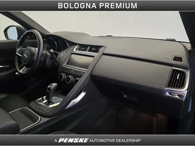 Jaguar E-Pace view 15