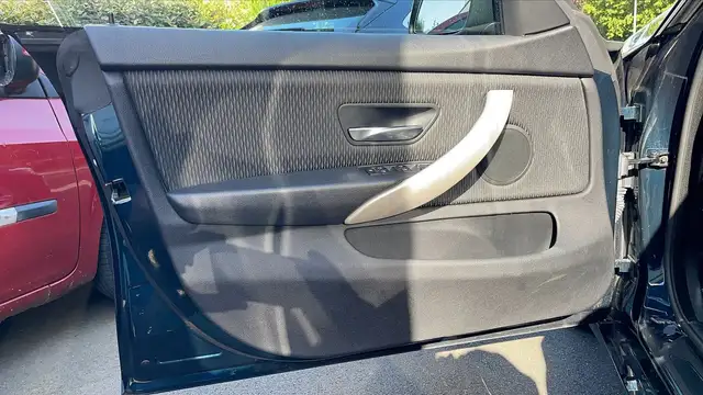 BMW 4 Series view 7