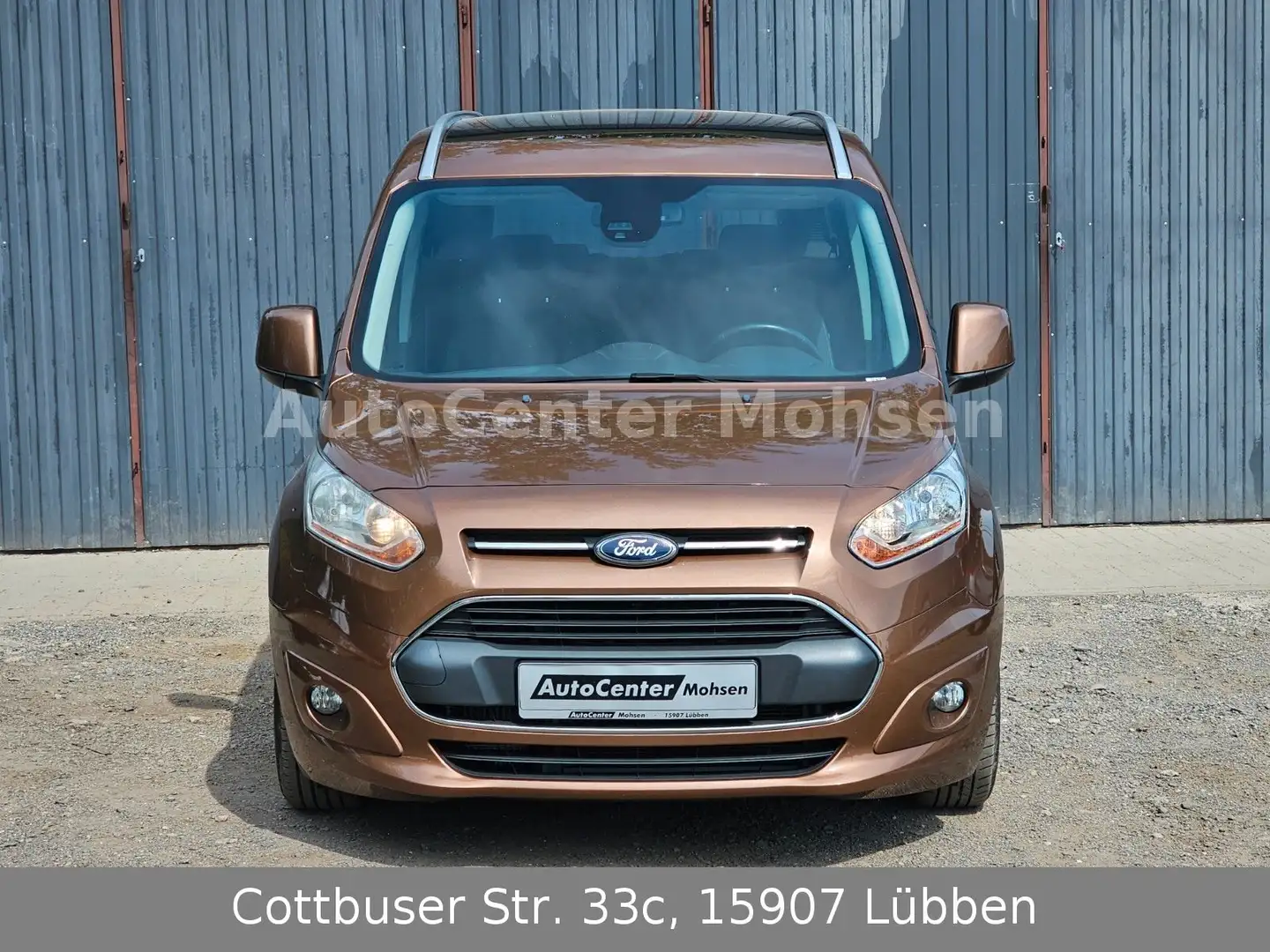 Ford Grand Tourneo Connect Titanium (Nr. 043) Marrón - 2