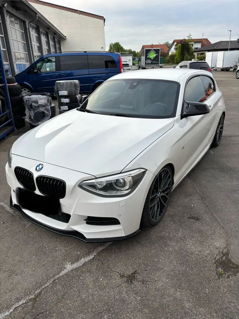 BMW 135 M135i xDrive Sport-Aut. - 1