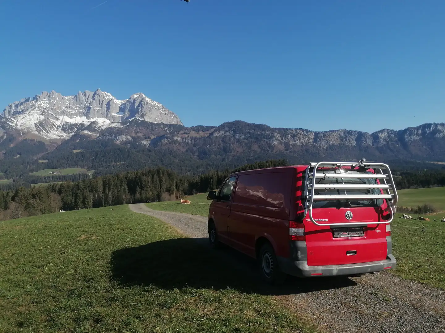 Volkswagen T5 Rot - 1