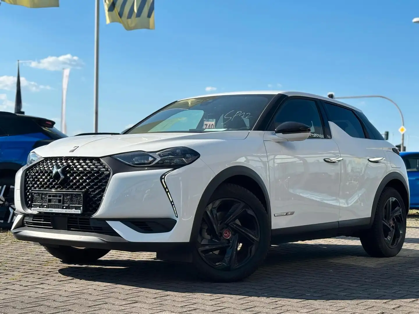 DS Automobiles DS 3 Crossback Performance Line *PDC*KEYLESS* Weiß - 2