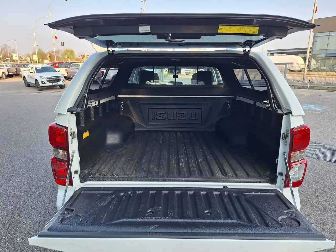 Isuzu D-Max 2025 — фото 7
