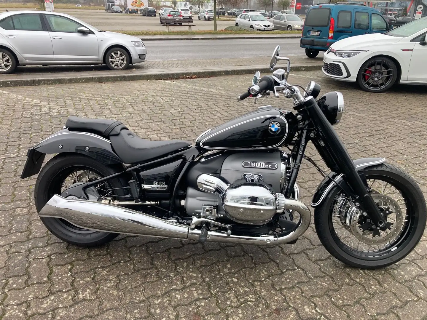 BMW R 18 Classic First Edition Fekete - 2