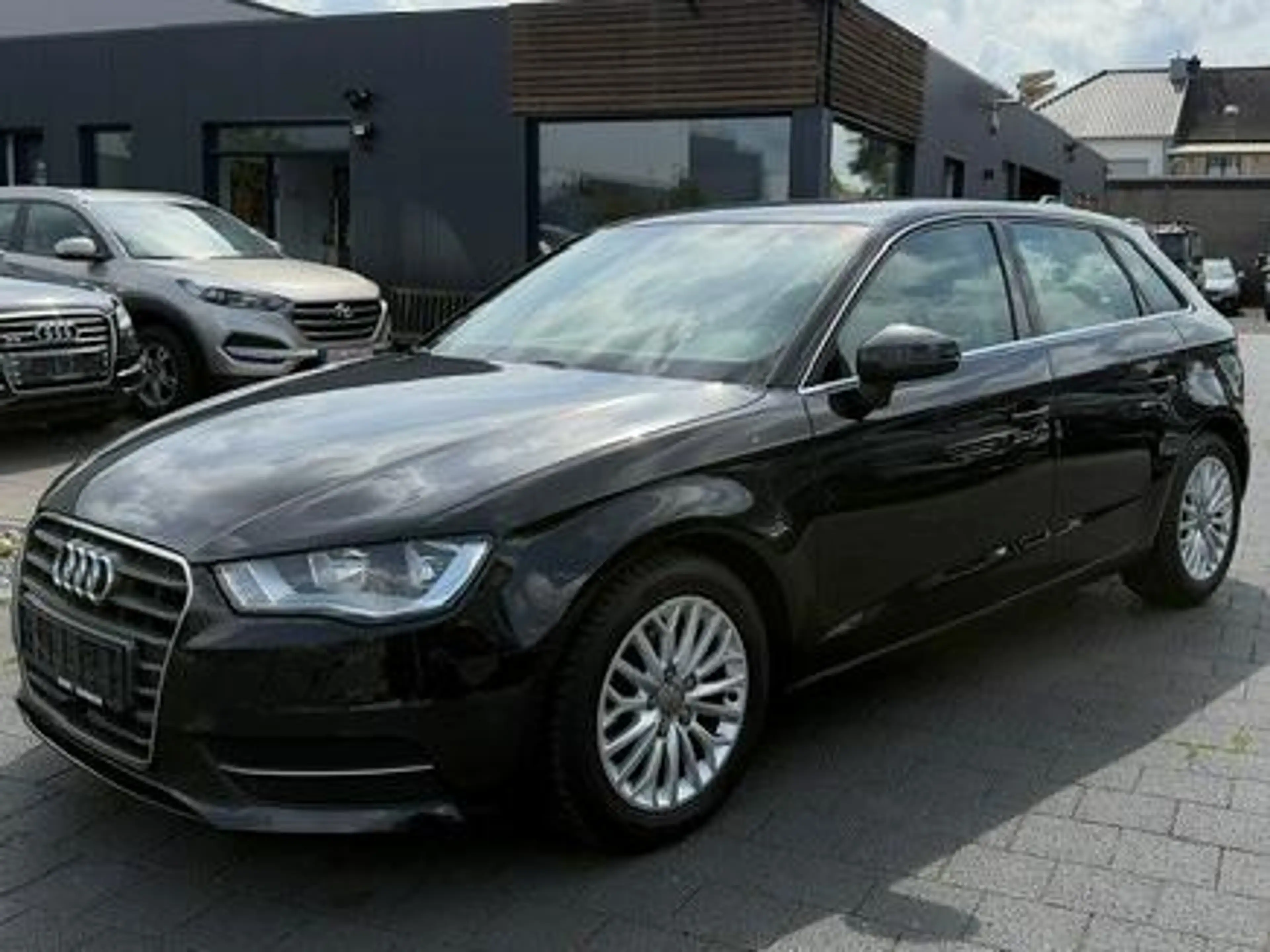 Audi A3 ambiente — photo 6