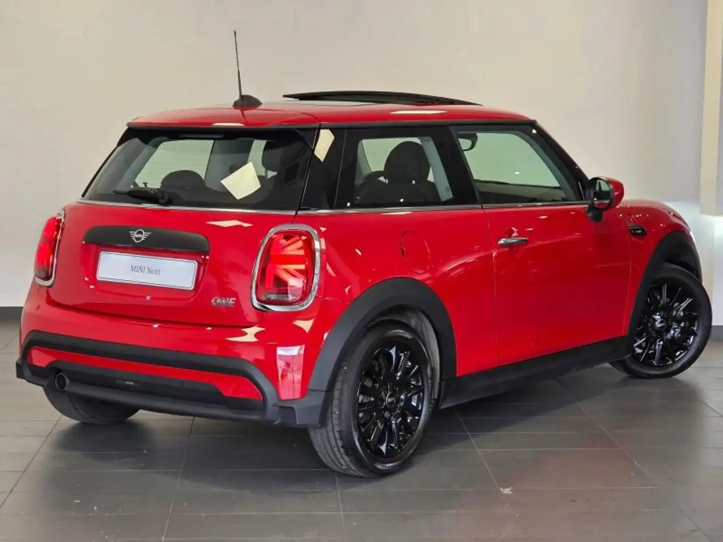 MINI One One 102ch Edition Camden Rouge - 2
