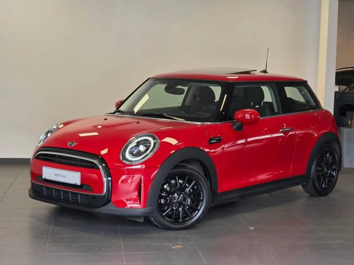 MINI One One 102ch Edition Camden Rouge - 1