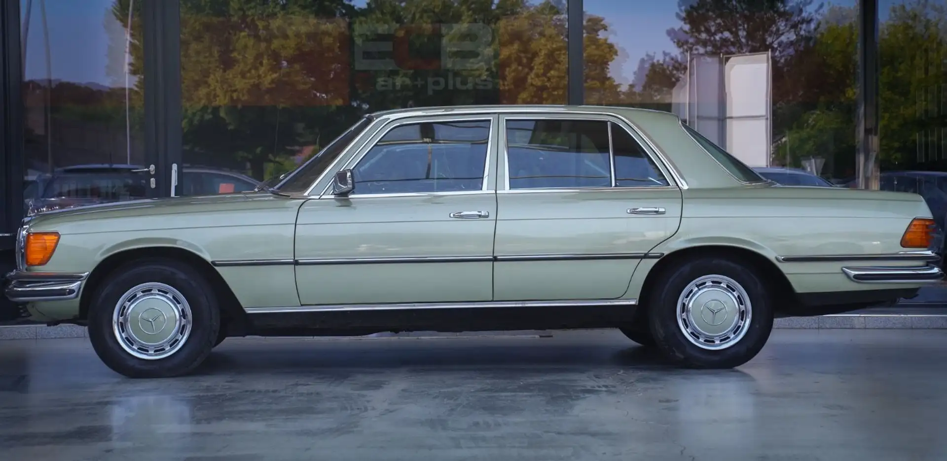 Mercedes-Benz 350 SE *Automatik/TÜV NEU!* Grün - 2