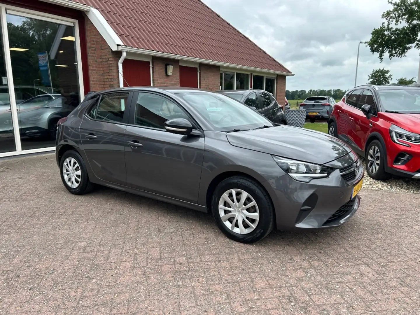 Opel Corsa 1.2 EDITION 5-DRS SLECHTS 42.622 KM! Gris - 1