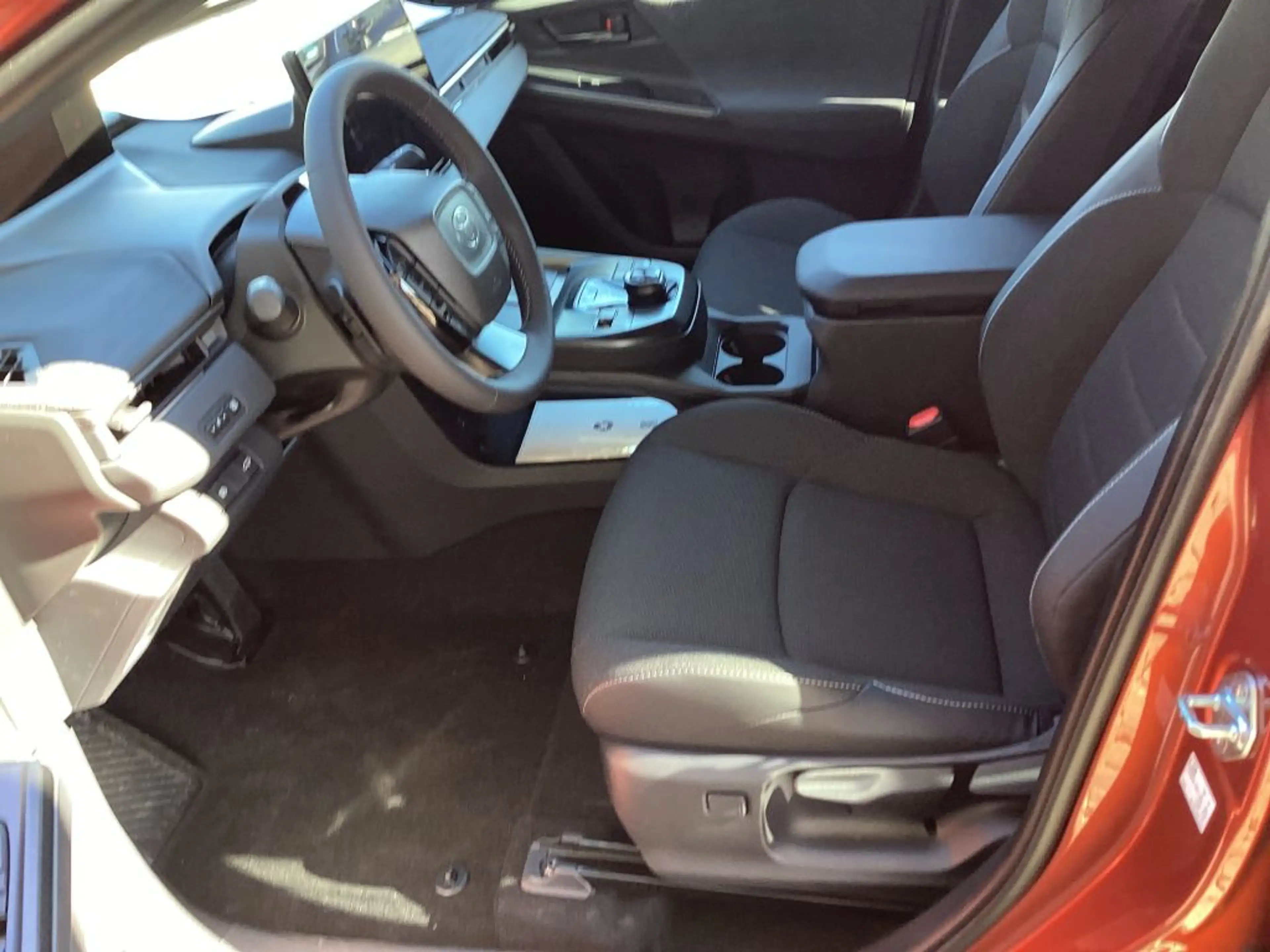 Toyota C-HR C-HR+ 77kWh Teamplayer (NG26) — photo 7