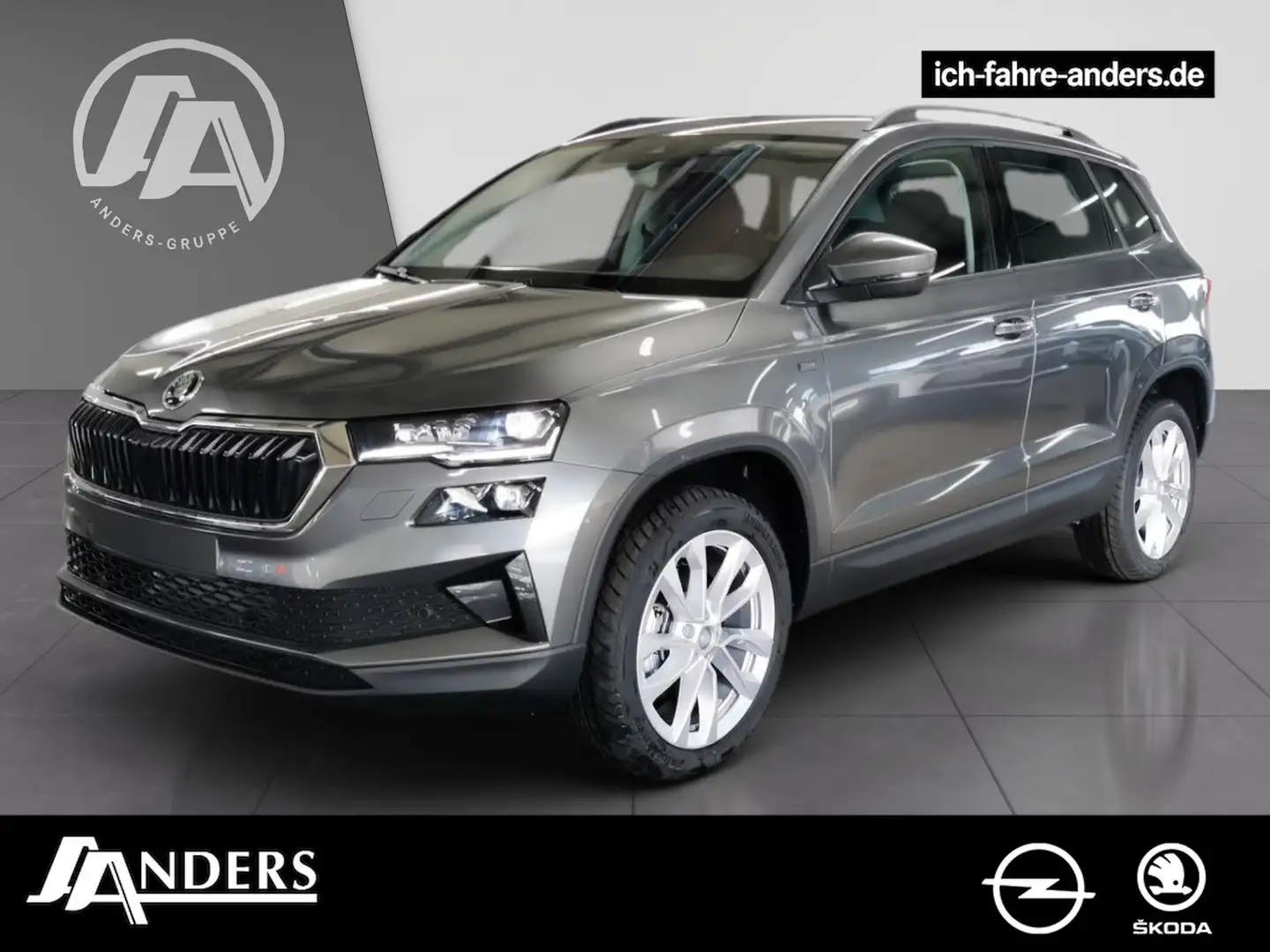 Skoda Karoq Tour 1,5 TSI DSG +FLA+LED+4xSHZ+MATRIX+KAM Grau - 1