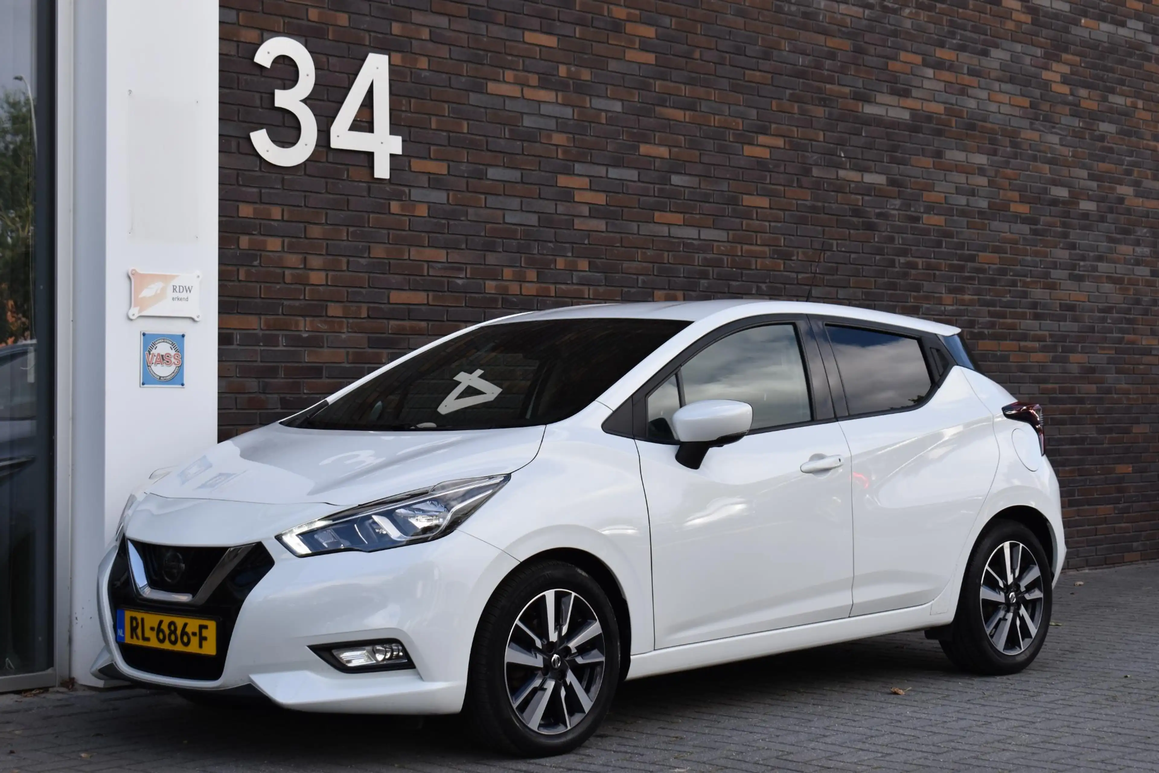 Nissan Micra 0.9 IG-T N-Connecta — photo 3