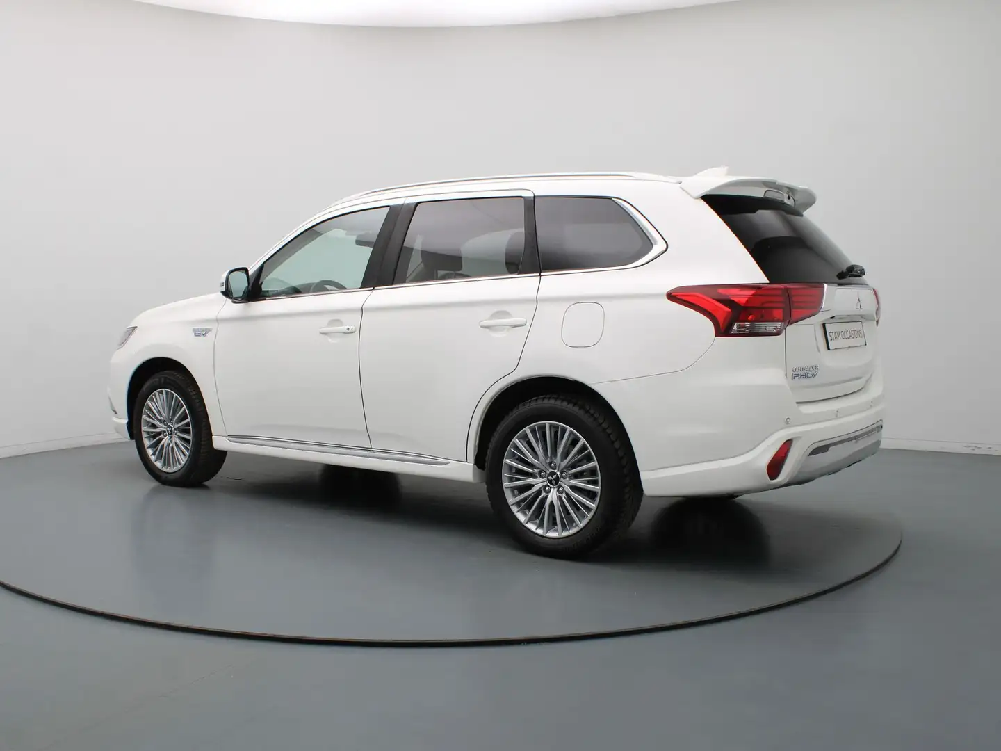 Mitsubishi Outlander 2.4 240pk PHEV Intense Camera | Climate | Cruise | Blanco - 2
