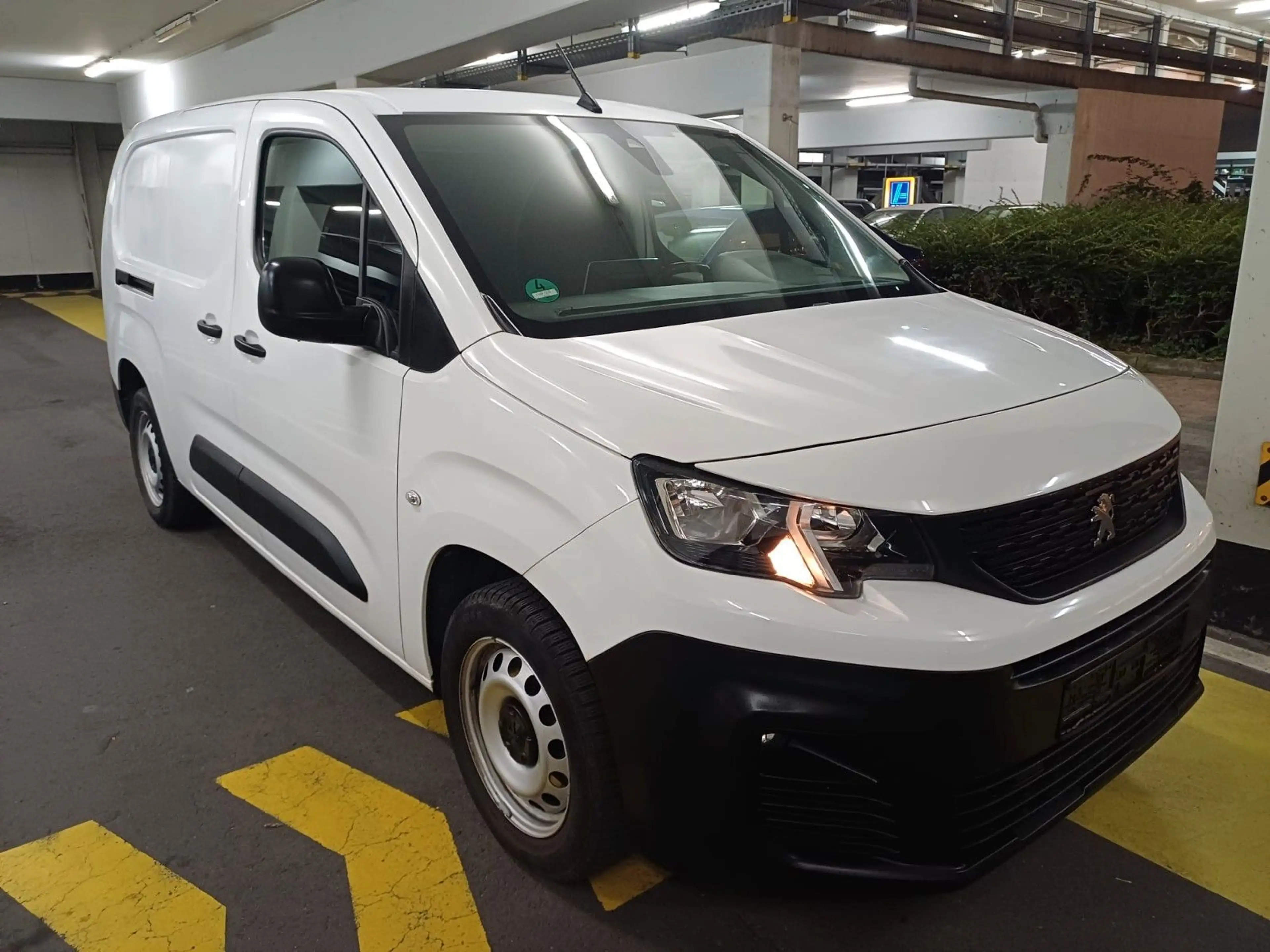 Peugeot Partner Premium L2 — photo 5