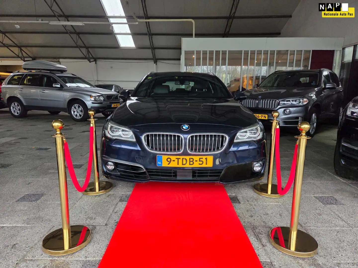 BMW 530 5-serie Touring 530D AUT HIGH EXECUTIVE PANO DIGIT Blauw - 1