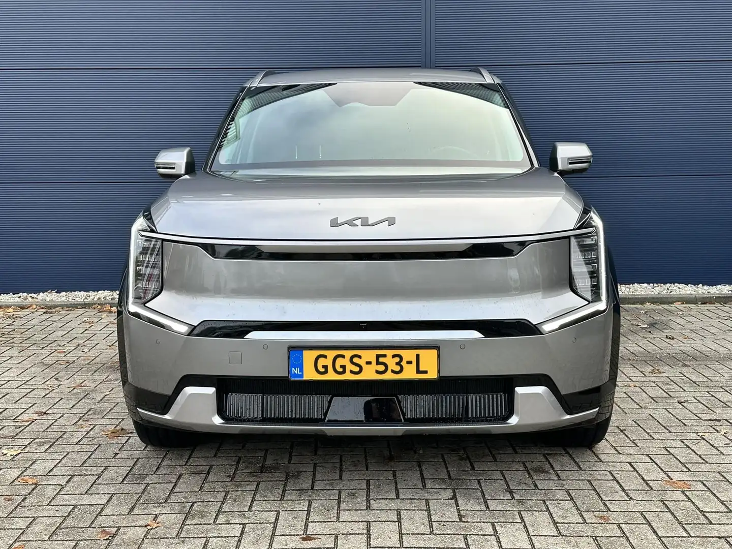 Kia EV9 99,8kWh 204pk RWD Launch Edition | Stoel- & Stuurv Grijs - 2