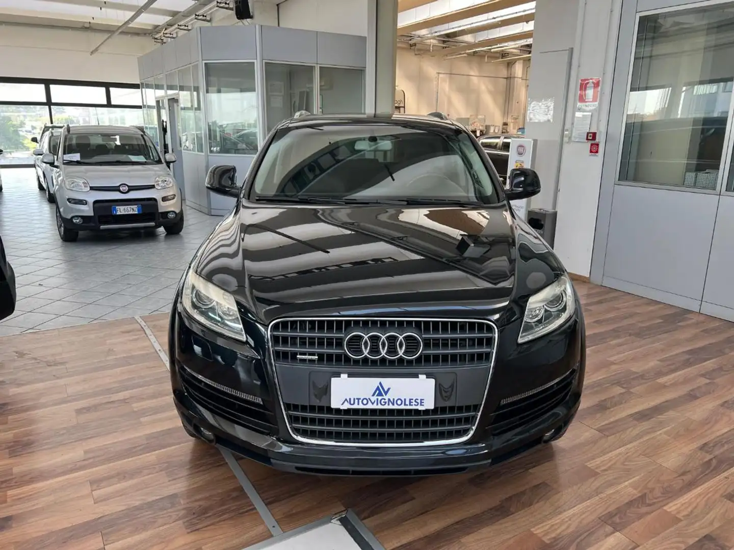 Audi Q7 3.0 V6TDI 240CV QuattroTiptronicAdvanced-DIST.FATT Zwart - 2