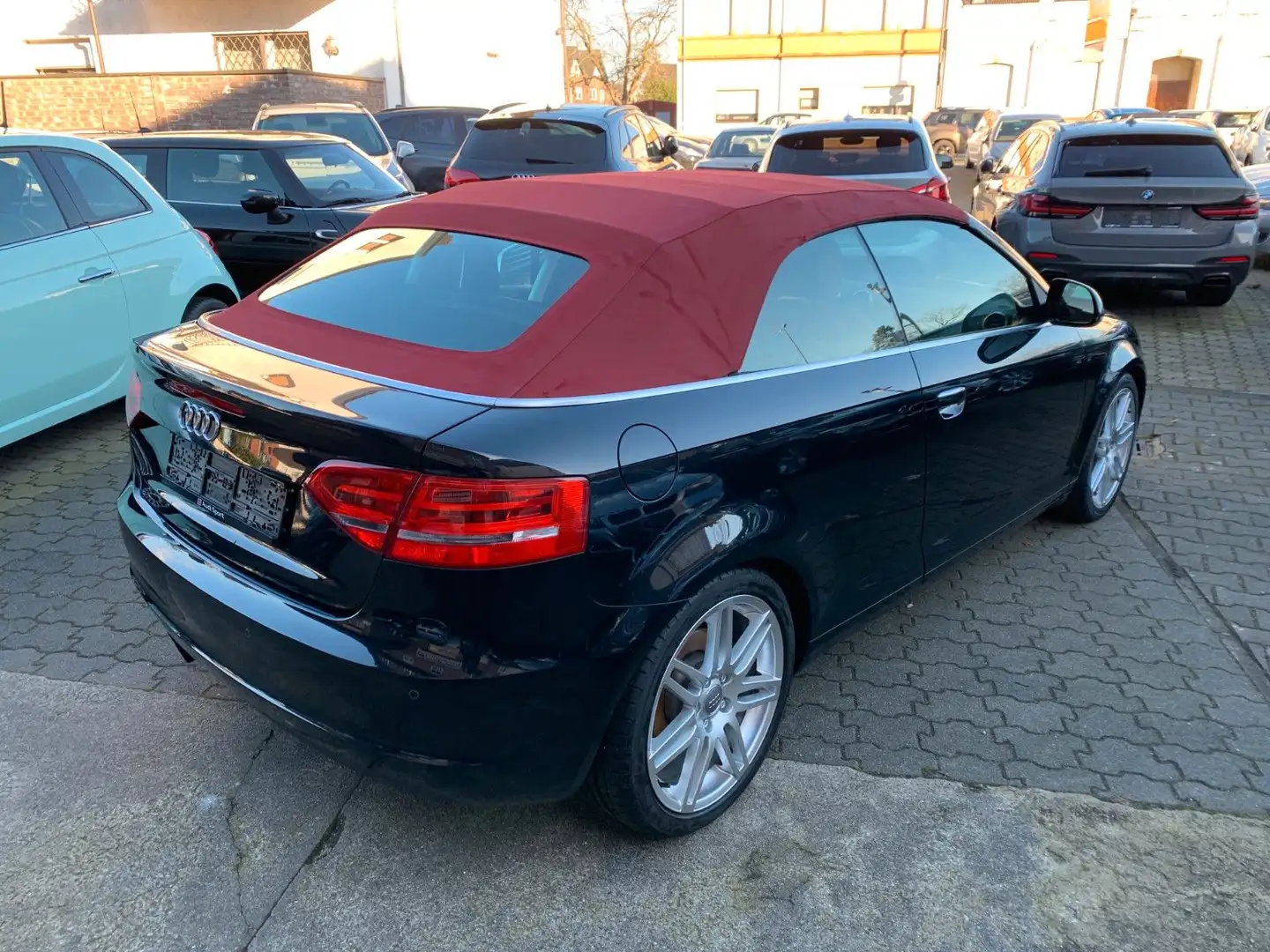 Audi A3 Cabriolet 2.0 TFSi 16V Automatik Ambition Schwarz - 1