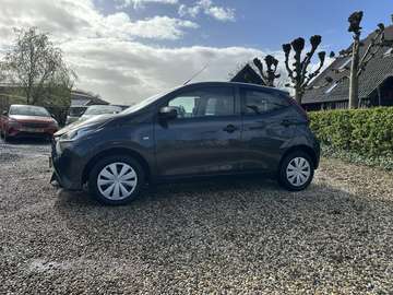 1.0 VVT-i x-fun Airco