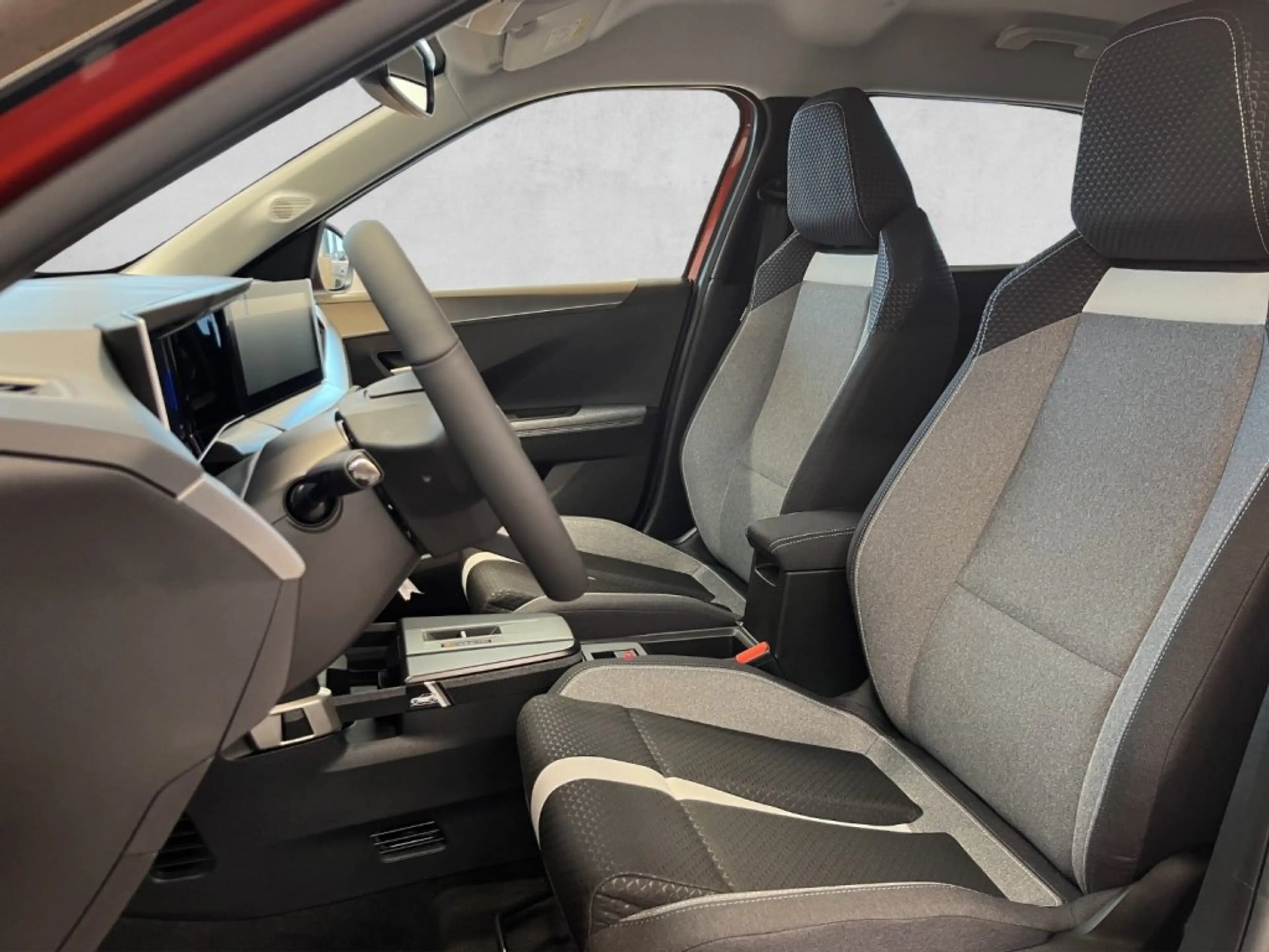 Opel Frontera GS MHEV 145 e-DCS6 7-Sitzer — photo 9
