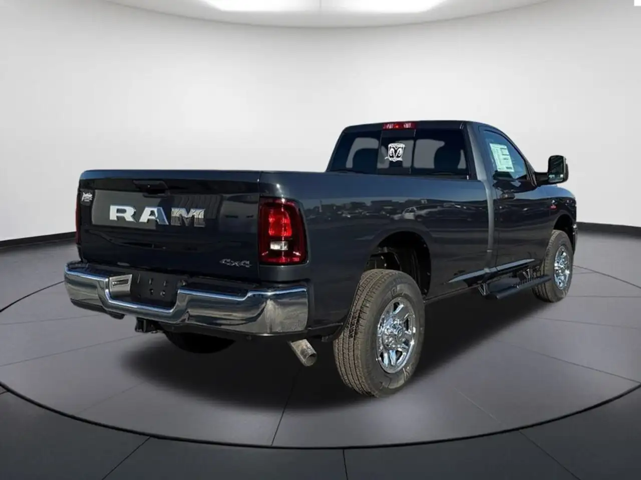 RAM 3500 снимка RAM 3500