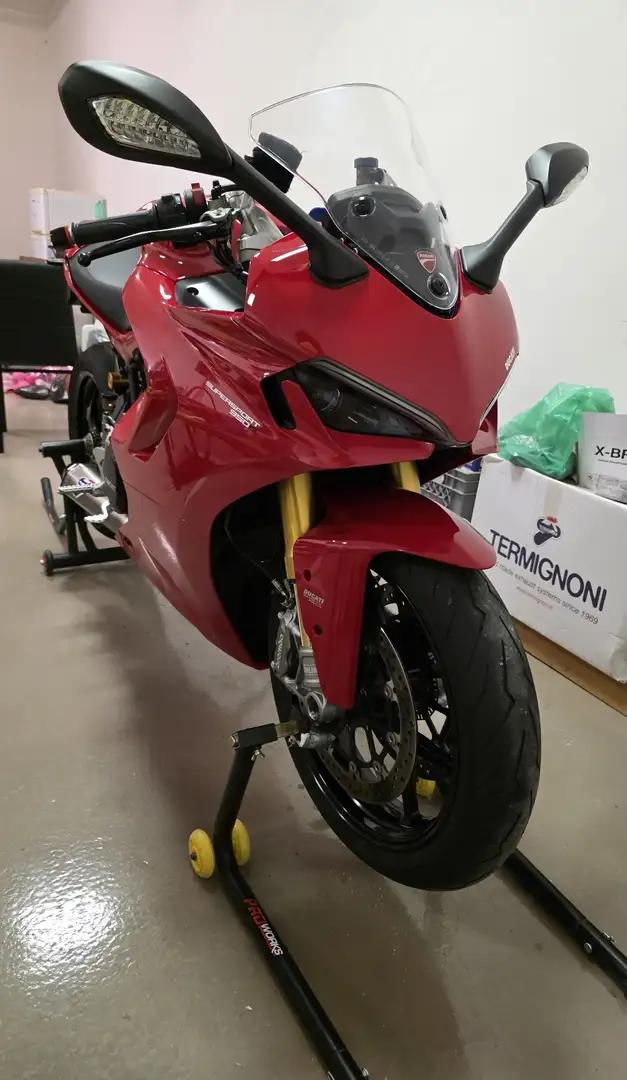 Ducati SuperSport S Red - 2