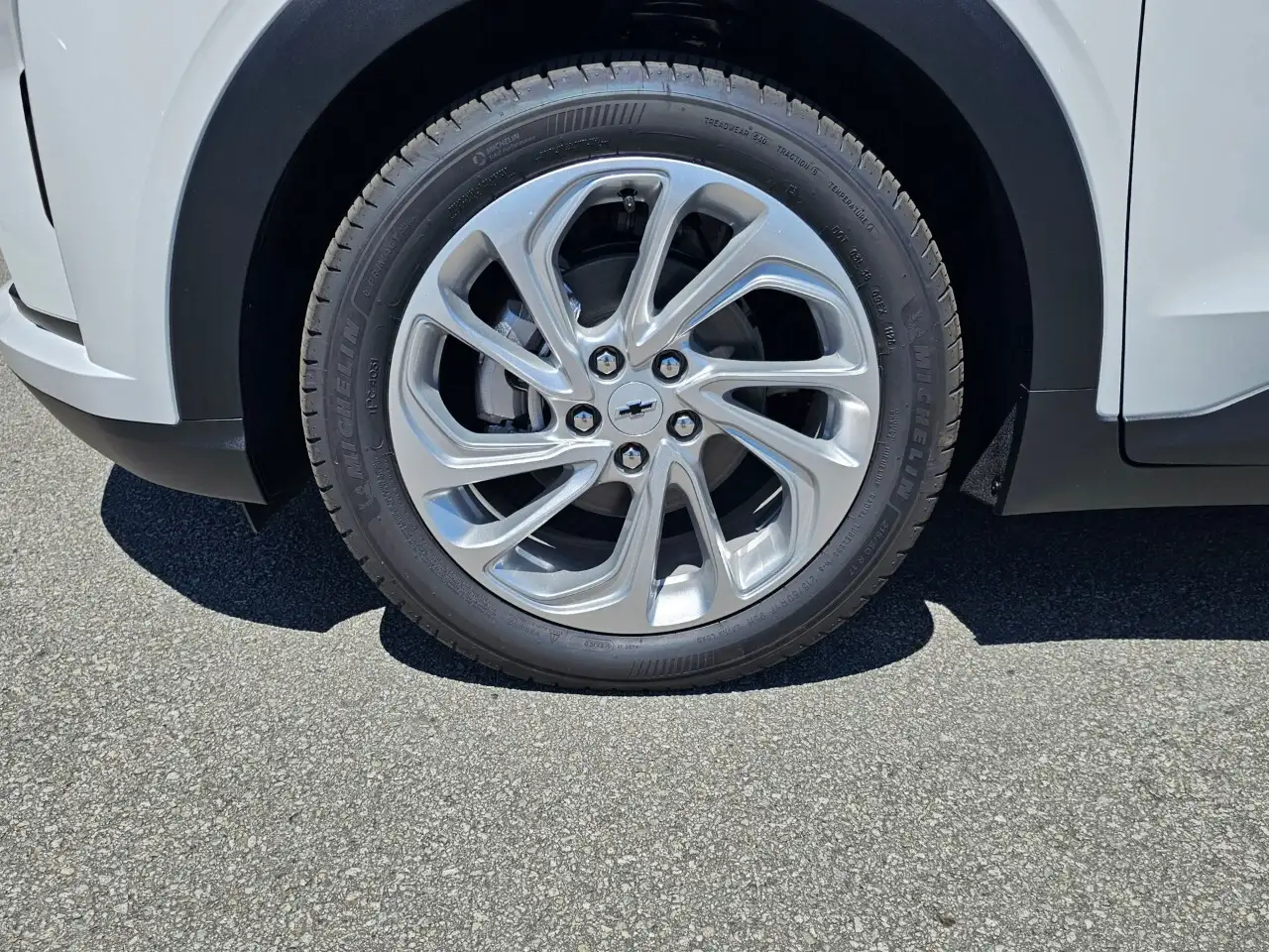 Chevrolet Bolt снимка Chevrolet Bolt