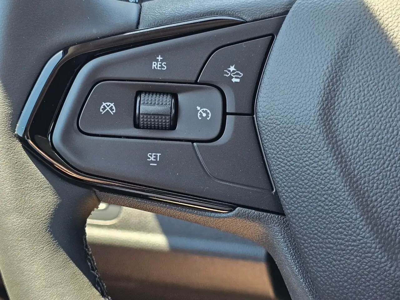 Chevrolet Bolt снимка Chevrolet Bolt