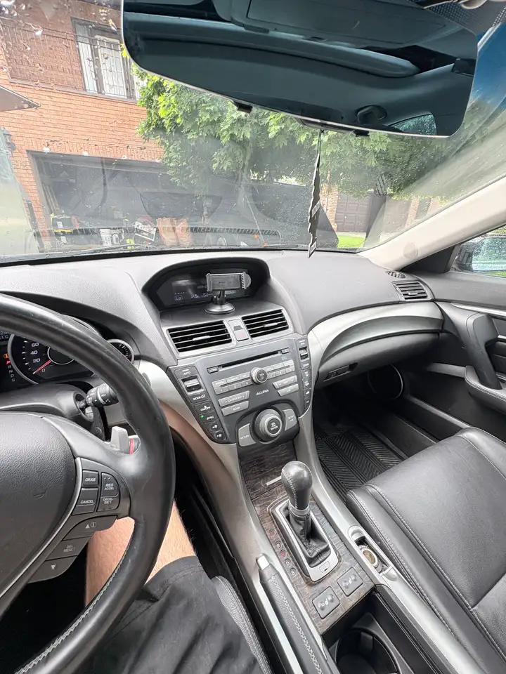 Acura TL 2010