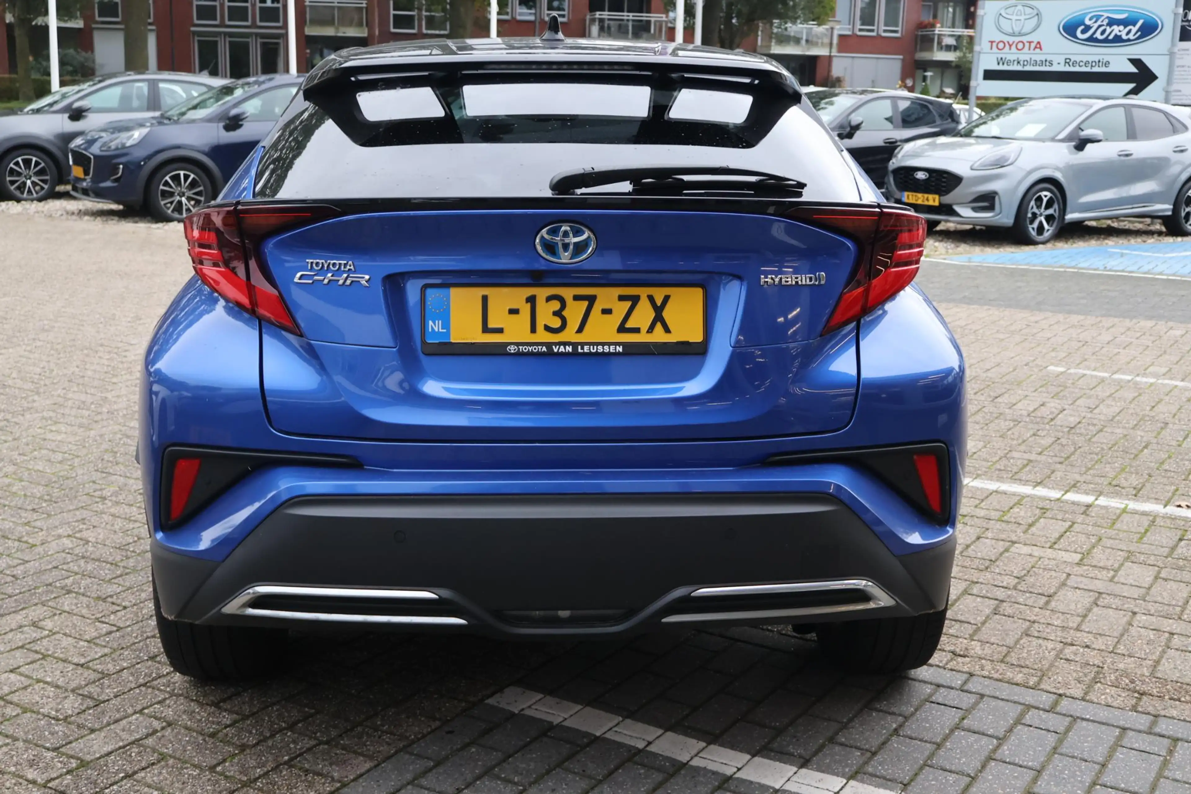 Toyota C-HR 2.0 Hybrid Bi-Tone LED STOEL&STUURVERW DOEDEHOEK D — photo 20